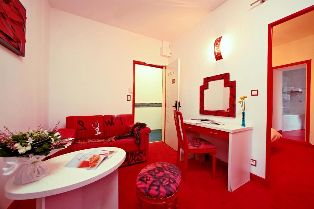 Hotel Le Coin Des Halles Καόρ Δωμάτιο φωτογραφία